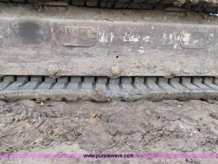 image for item H7638 2002 Bobcat 341D compact excavator