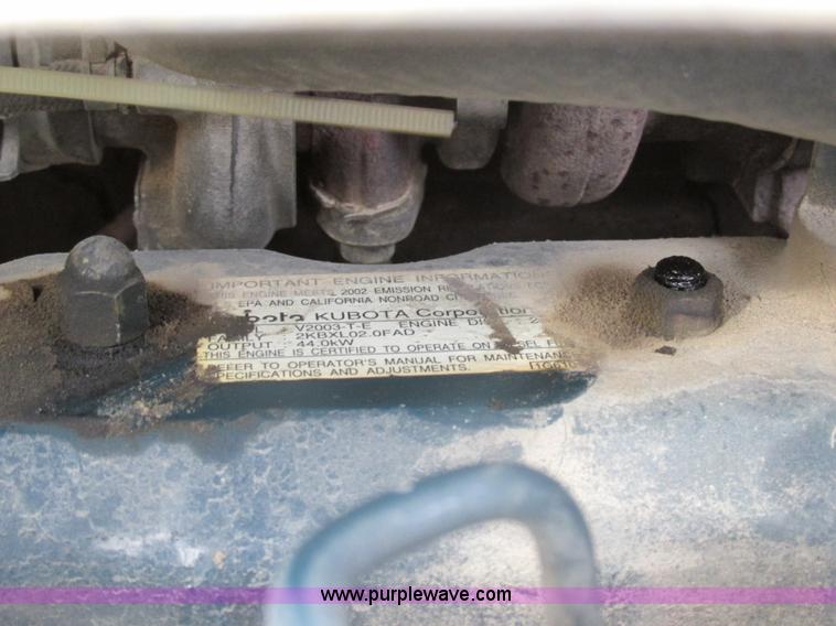 image for item H7638 2002 Bobcat 341D compact excavator