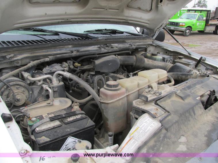 image for item H7678 2000 Ford F250 Super Duty XL pickup truck