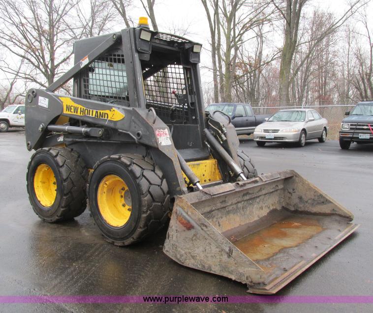 image for item H7679 2006 New Holland L160 Super boom skid steer