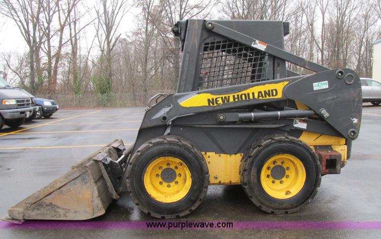image for item H7679 2006 New Holland L160 Super boom skid steer