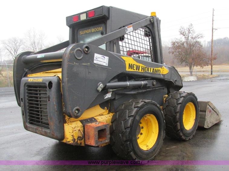 image for item H7679 2006 New Holland L160 Super boom skid steer