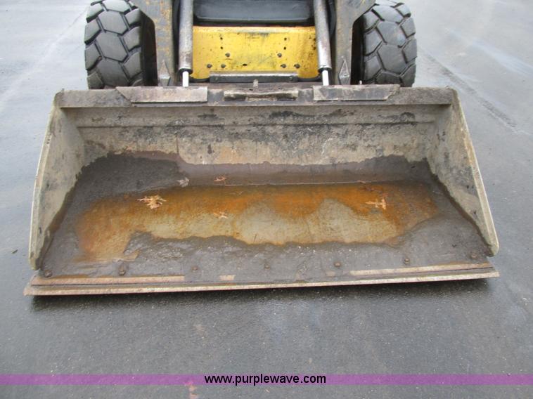 image for item H7679 2006 New Holland L160 Super boom skid steer