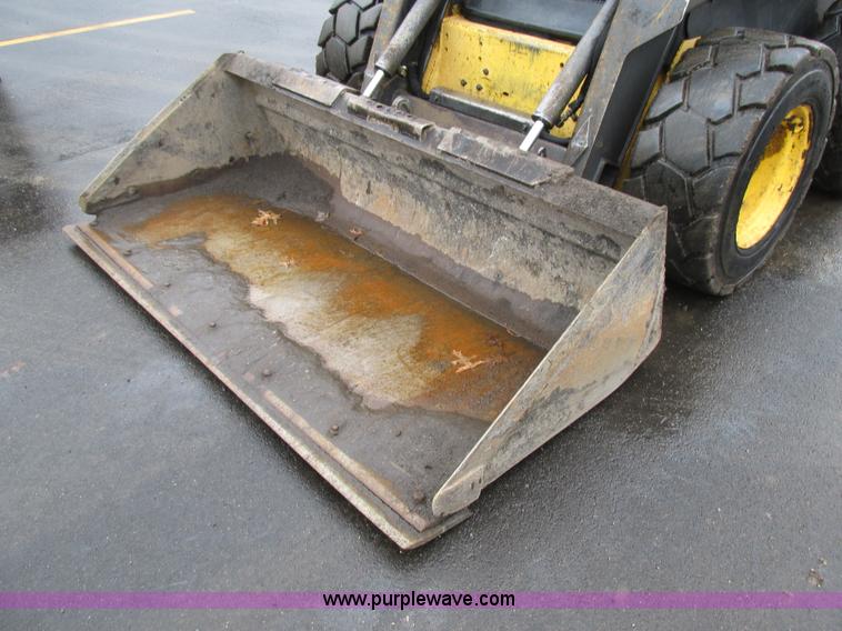 image for item H7679 2006 New Holland L160 Super boom skid steer