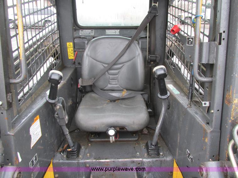 image for item H7679 2006 New Holland L160 Super boom skid steer