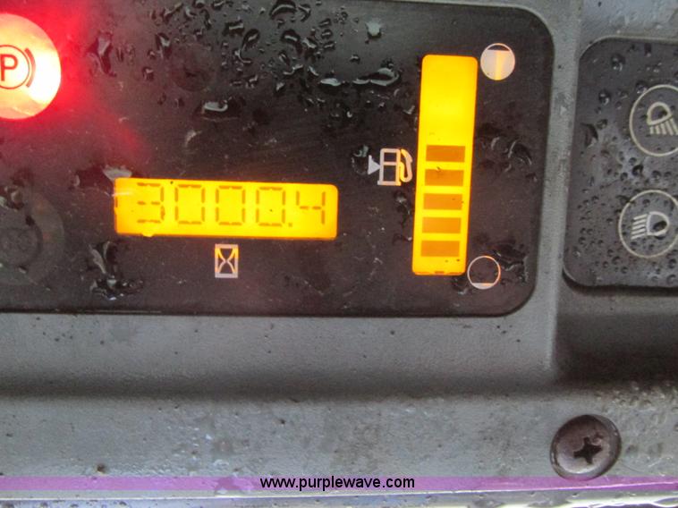 image for item H7679 2006 New Holland L160 Super boom skid steer