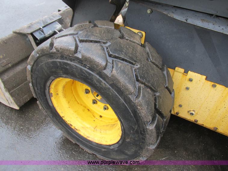 image for item H7679 2006 New Holland L160 Super boom skid steer