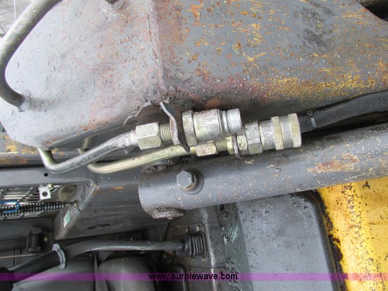 image for item H7679 2006 New Holland L160 Super boom skid steer