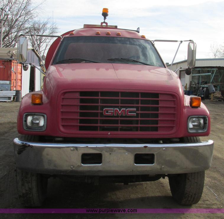 image for item H7680 1999 GMC C6500 oil distributor truck