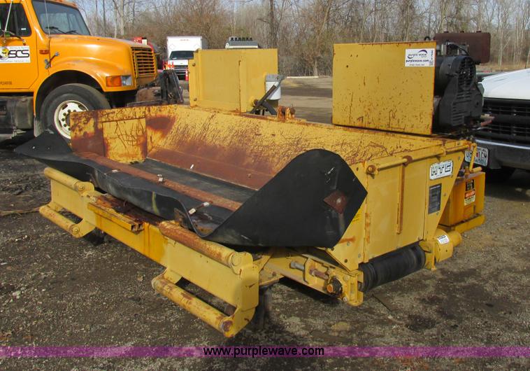 image for item H7686 HTC road widener