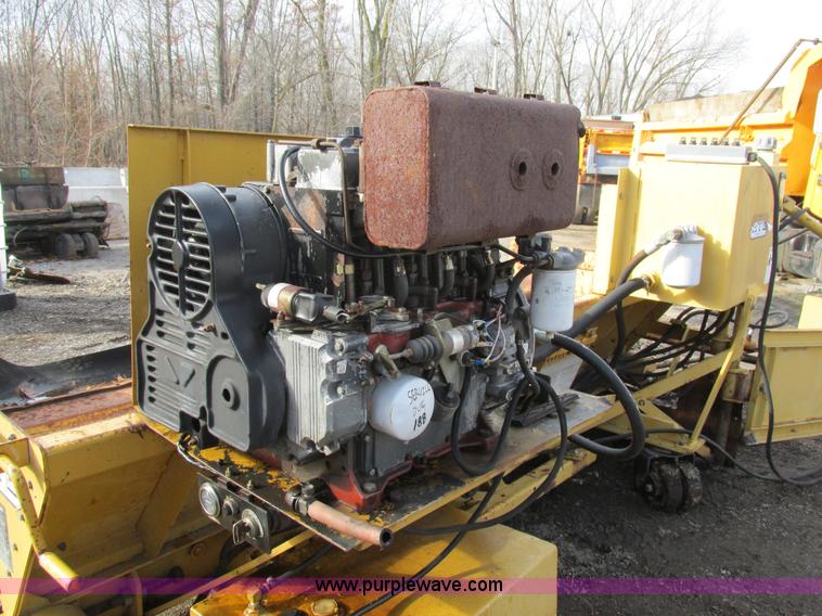 image for item H7686 HTC road widener