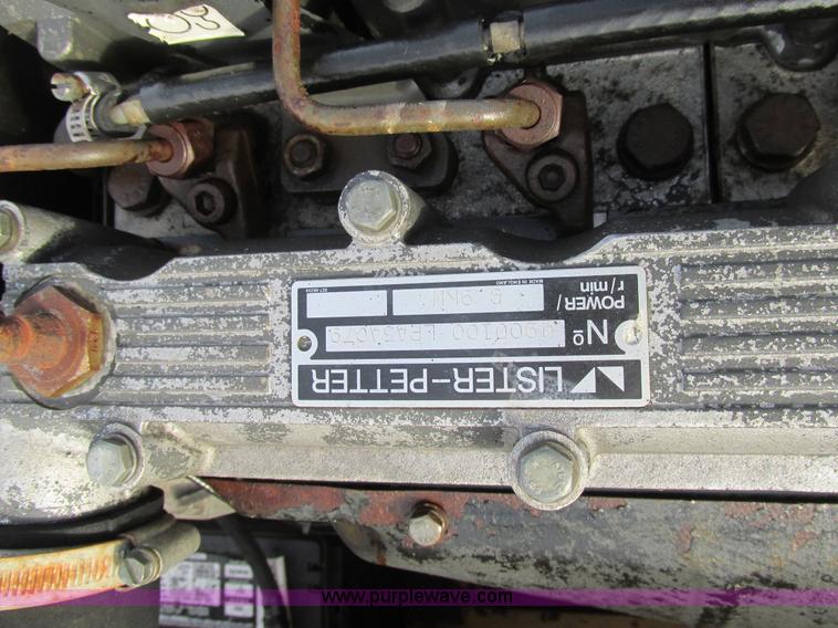 image for item H7686 HTC road widener