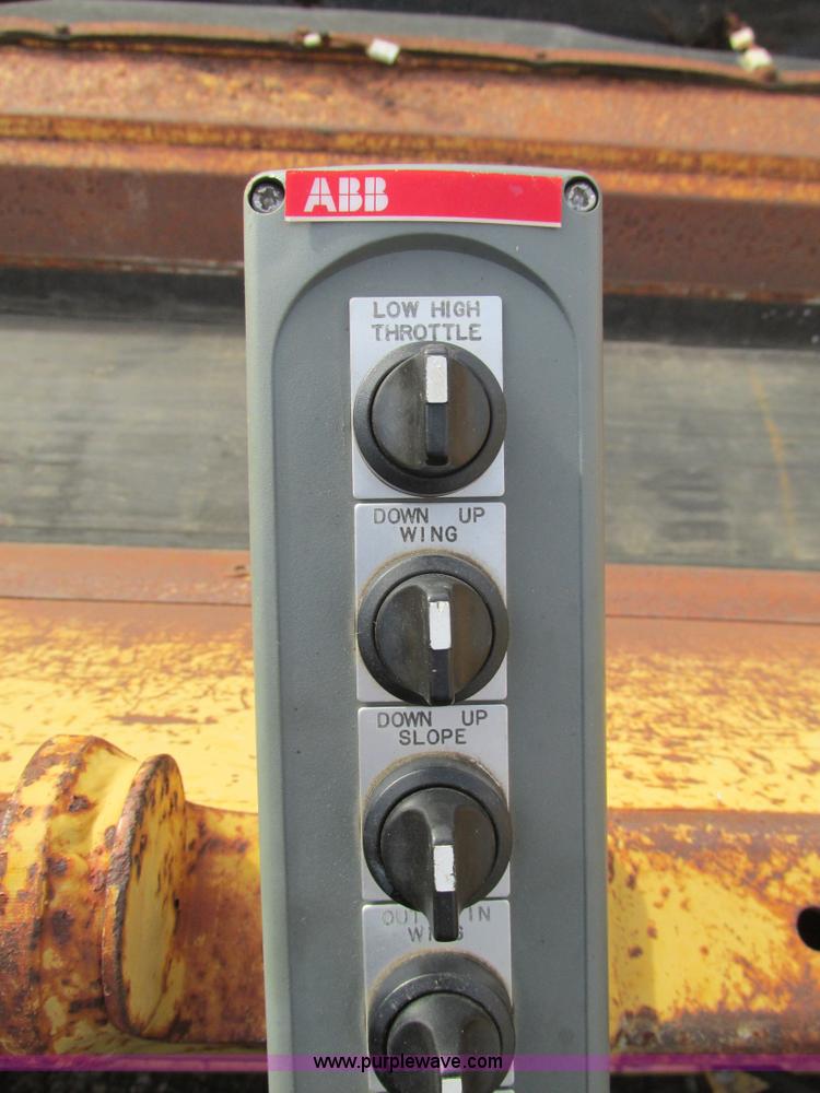 image for item H7686 HTC road widener