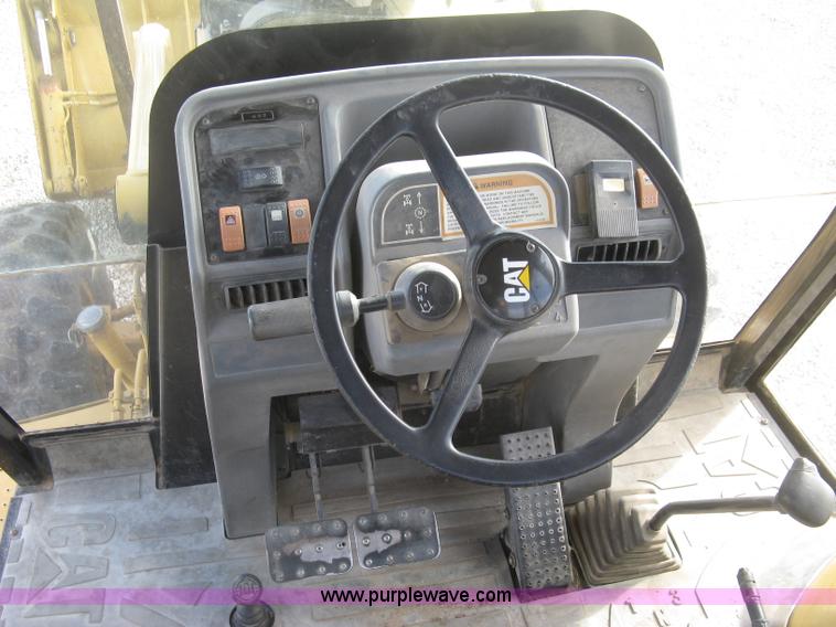 image for item H9258 1997 Caterpillar 416C backhoe