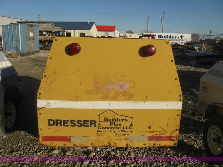 image for item H9305 Leroi 185 air compressor