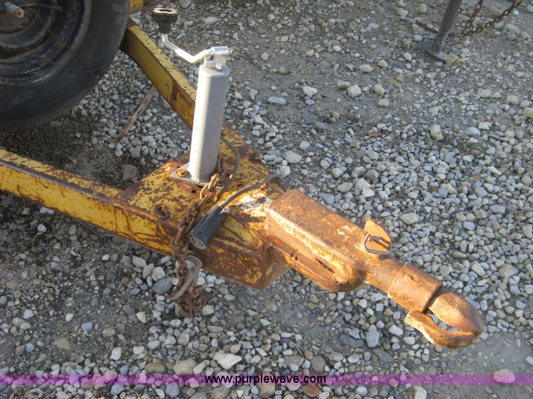 image for item H9305 Leroi 185 air compressor