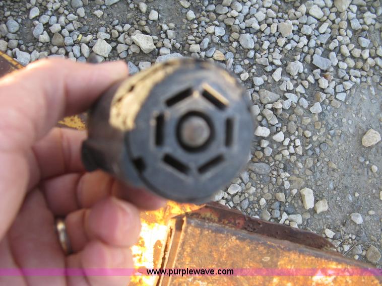 image for item H9305 Leroi 185 air compressor