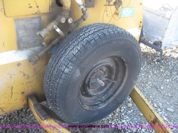 image for item H9305 Leroi 185 air compressor