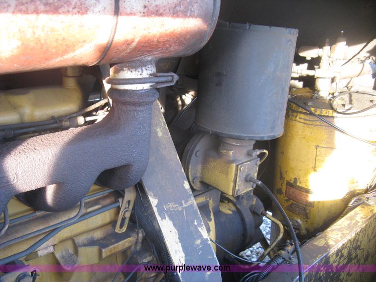 image for item H9305 Leroi 185 air compressor