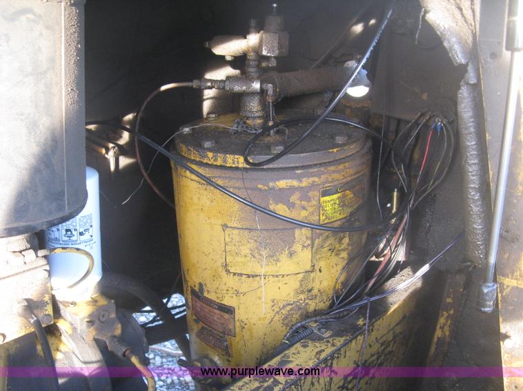 image for item H9305 Leroi 185 air compressor