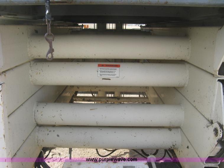 image for item H9330 1998 Terex TS-30RT scissor lift