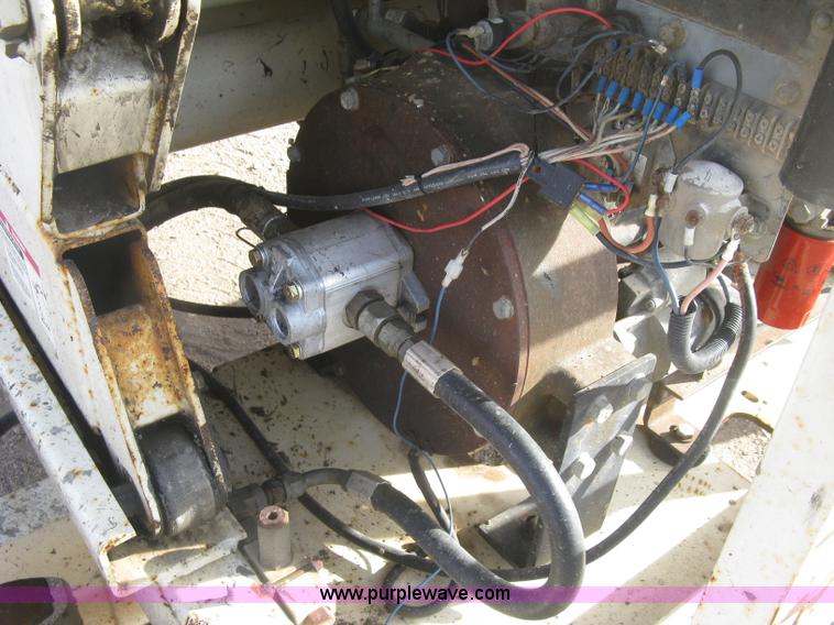 image for item H9330 1998 Terex TS-30RT scissor lift