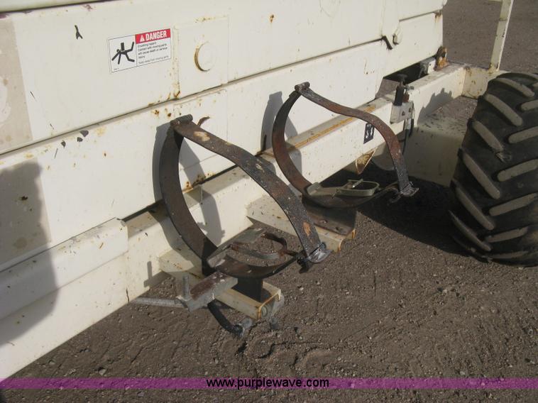 image for item H9330 1998 Terex TS-30RT scissor lift