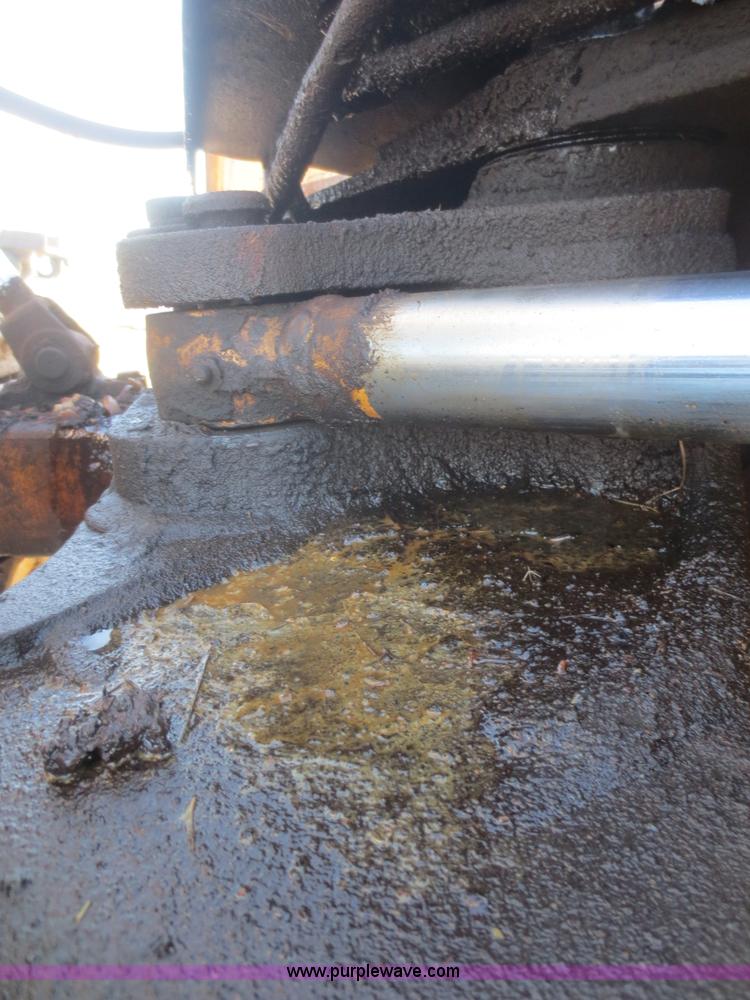 image for item I2132 1997 Case 550G LT dozer