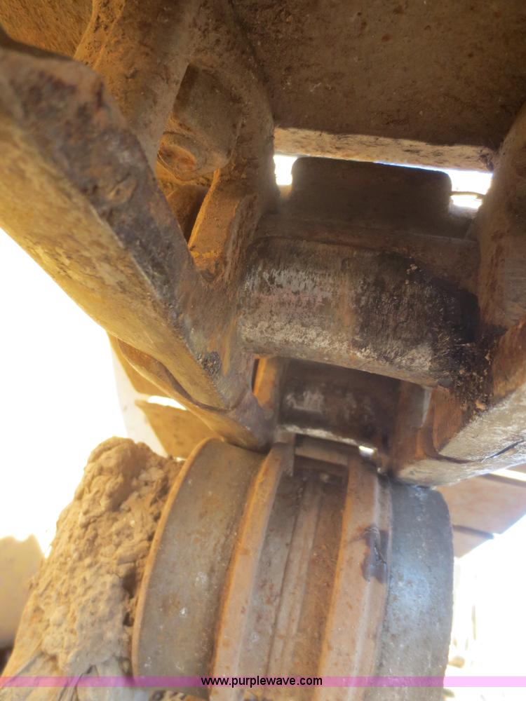 image for item I2132 1997 Case 550G LT dozer