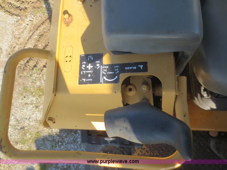 image for item I2132 1997 Case 550G LT dozer