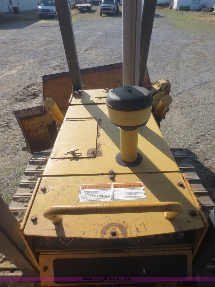 image for item I2132 1997 Case 550G LT dozer