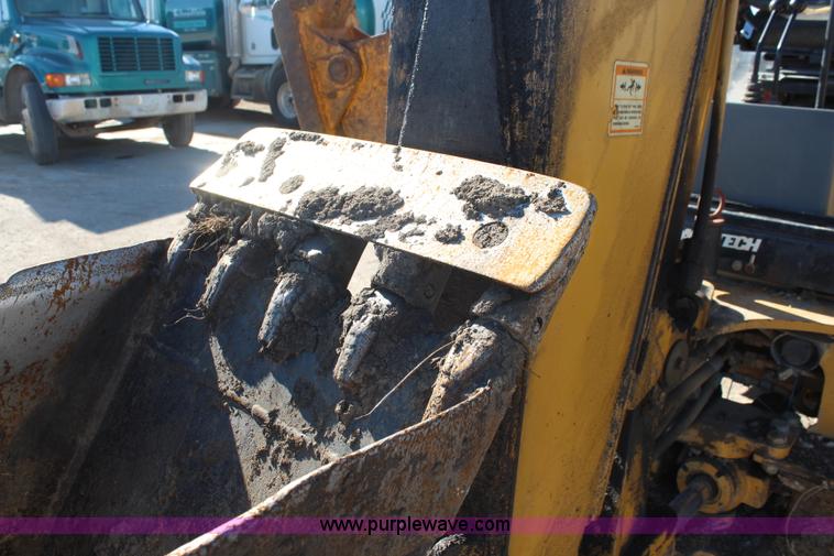 image for item I2398 1999 Caterpillar 416C backhoe