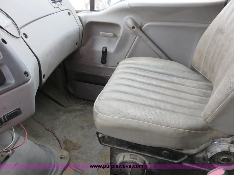 image for item I2399 1998 Ford HLT9513 dump truck