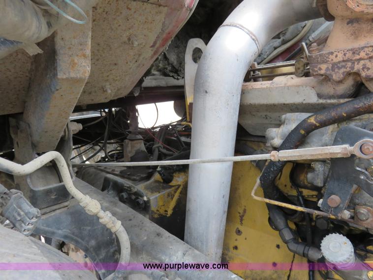 image for item I2399 1998 Ford HLT9513 dump truck