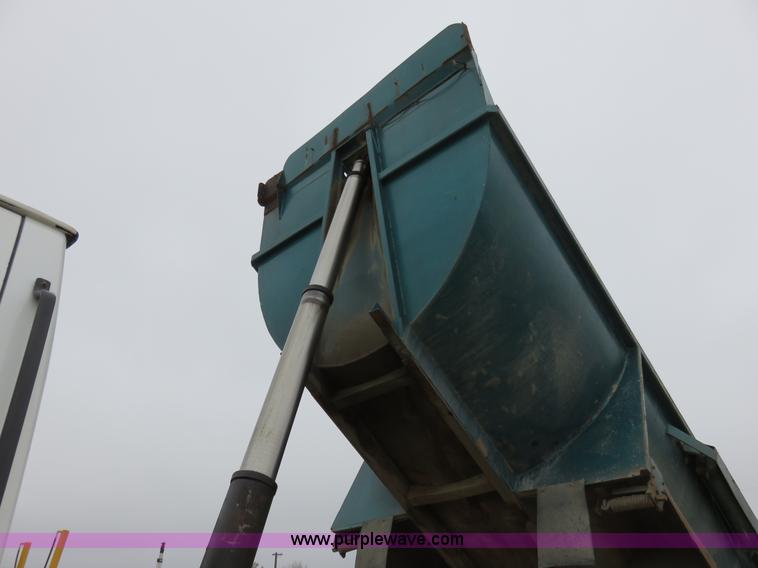image for item I2399 1998 Ford HLT9513 dump truck