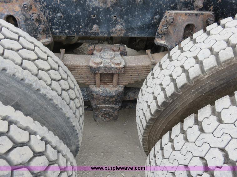 image for item I2399 1998 Ford HLT9513 dump truck