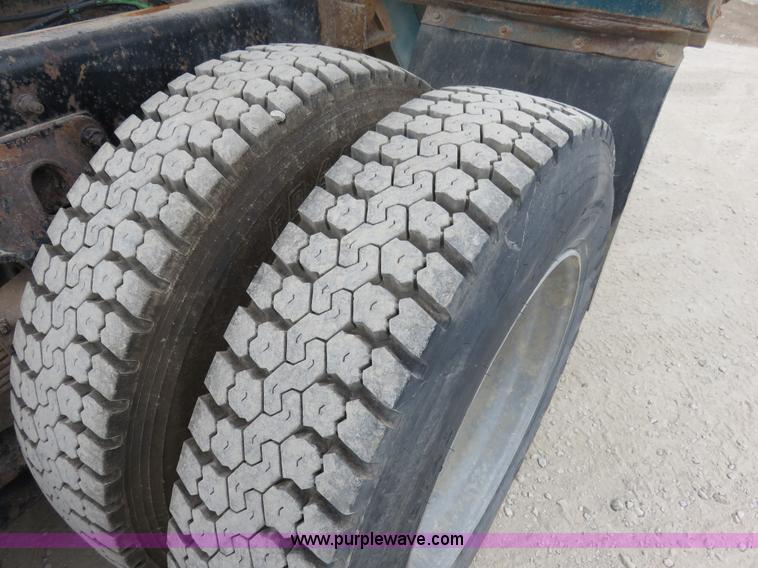 image for item I2399 1998 Ford HLT9513 dump truck