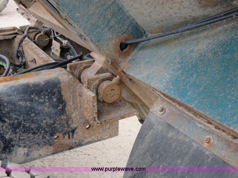 image for item I2399 1998 Ford HLT9513 dump truck