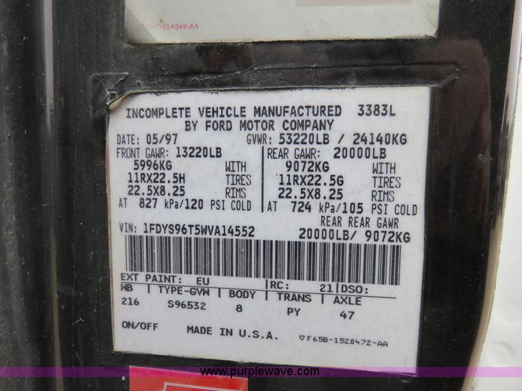 image for item I2399 1998 Ford HLT9513 dump truck