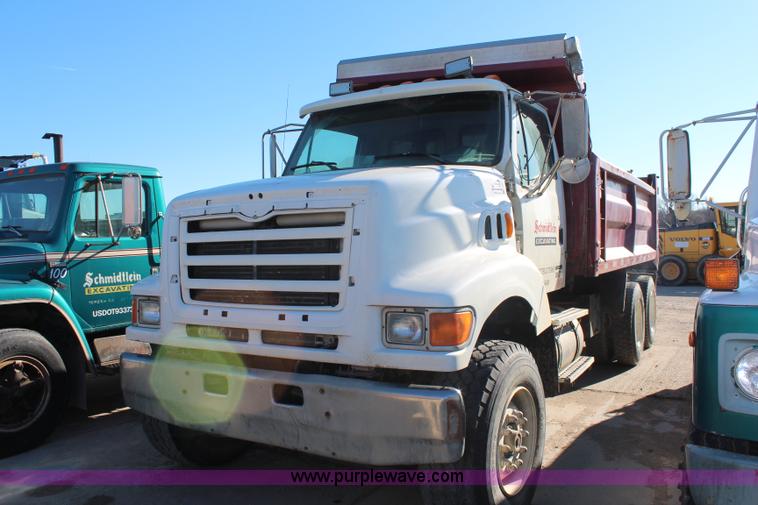 image for item I2400 1999 Sterling LT8511 dump truck