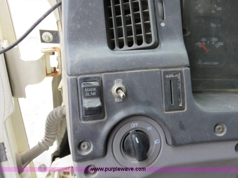 image for item I2400 1999 Sterling LT8511 dump truck