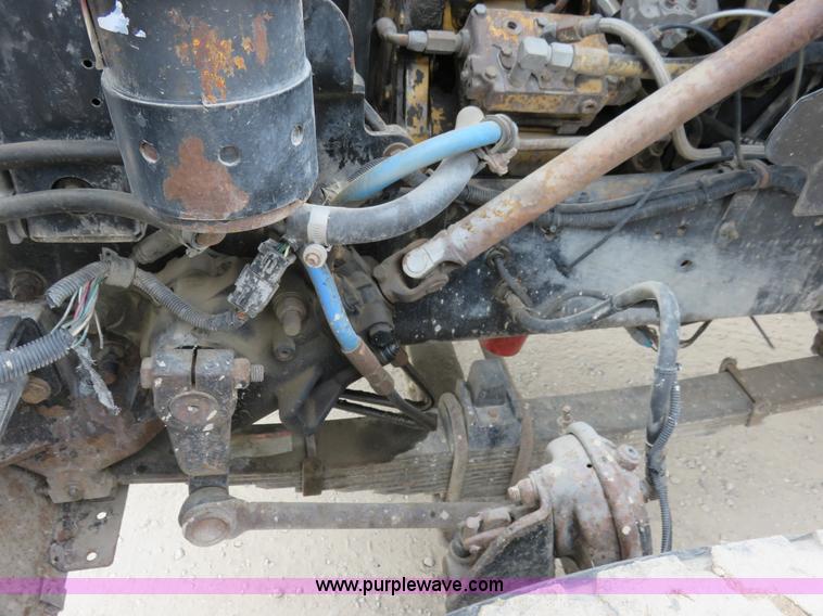 image for item I2400 1999 Sterling LT8511 dump truck