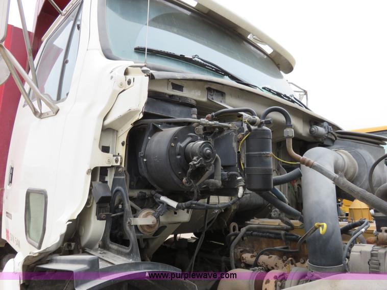 image for item I2400 1999 Sterling LT8511 dump truck