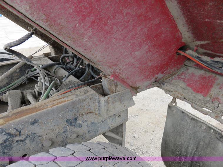 image for item I2400 1999 Sterling LT8511 dump truck