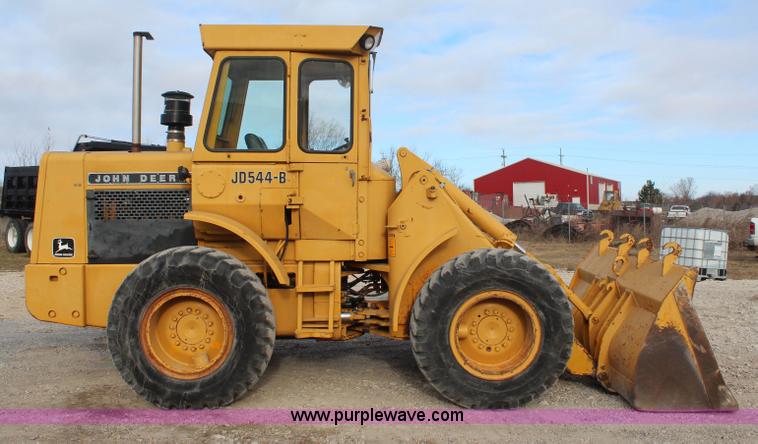 image for item I2405 1977 John Deere 544B wheel loader
