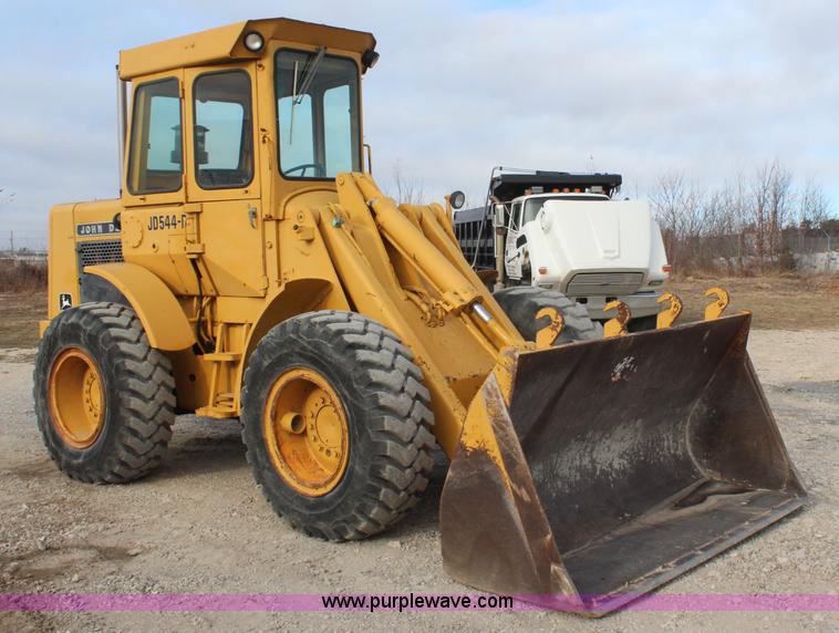 image for item I2405 1977 John Deere 544B wheel loader