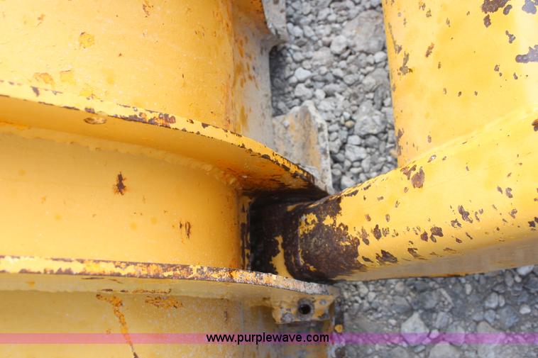 image for item I2405 1977 John Deere 544B wheel loader