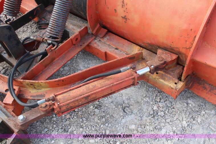 image for item I2405 1977 John Deere 544B wheel loader