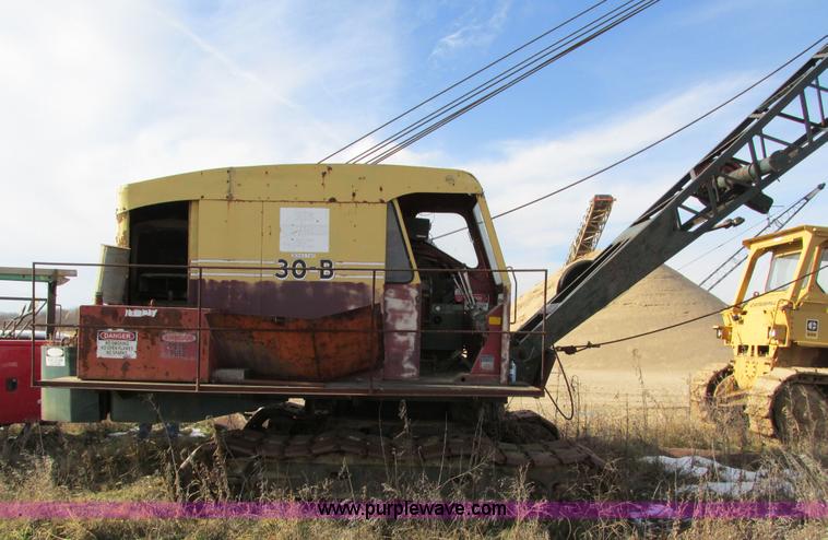image for item I4089 Bucyrus Erie 30-B Series Two crane