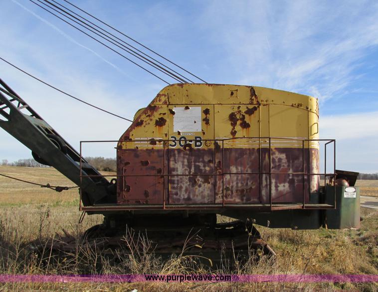 image for item I4089 Bucyrus Erie 30-B Series Two crane